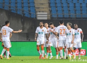 九游体育直播-上海队不敌新疆队，实力不济