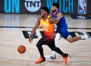 九游娱乐首页-爵士主教练调整阵容，取得连胜势头的简单介绍