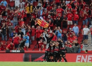 九游体育-欧洲足球争霸赛胜负纷呈，球迷情绪高涨