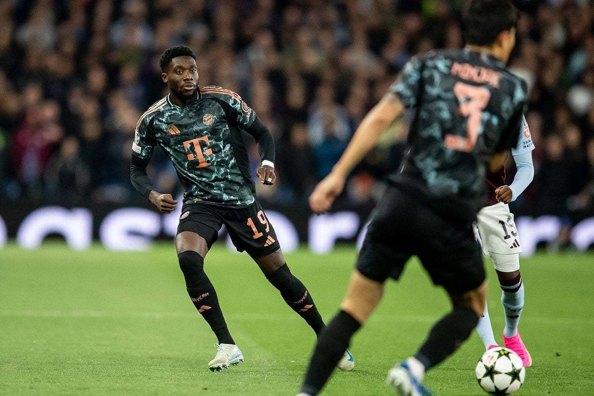 拜仁慕尼黑强势登陆客场，对阵法兰克福力争晋级的简单介绍