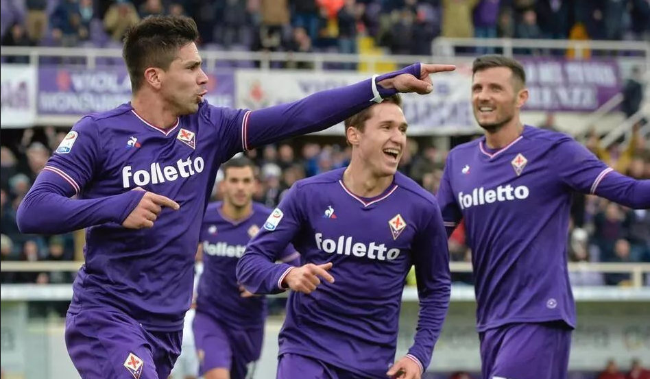 包含米兰德比未分胜负，两队实力平分秋色的词条