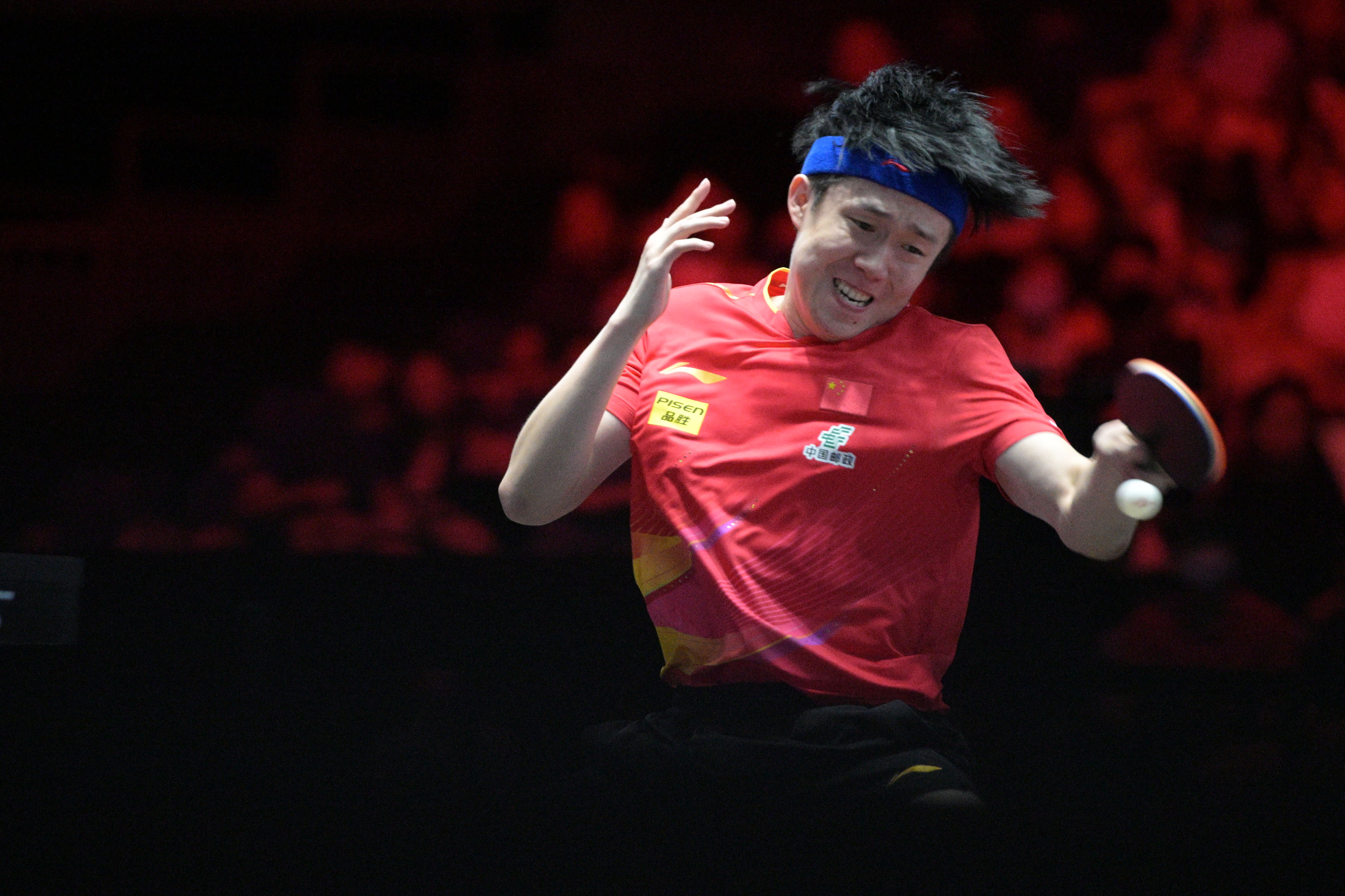 新加坡队击败对手，成功晋级下一轮比赛