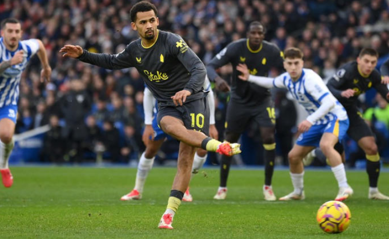 布莱顿逆转击败伯恩利，主场庆胜