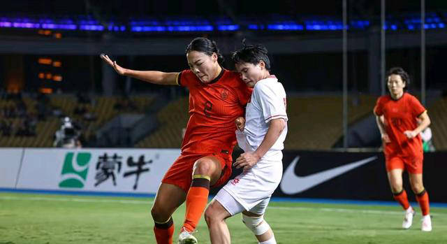 关于中国女足近期表现抢眼，备战即将到来比赛的信息