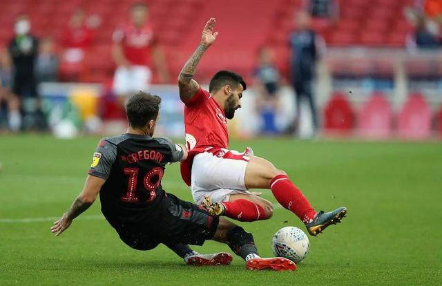 包含谢菲联-不敌伯恩茅斯，遭遇三连败的词条