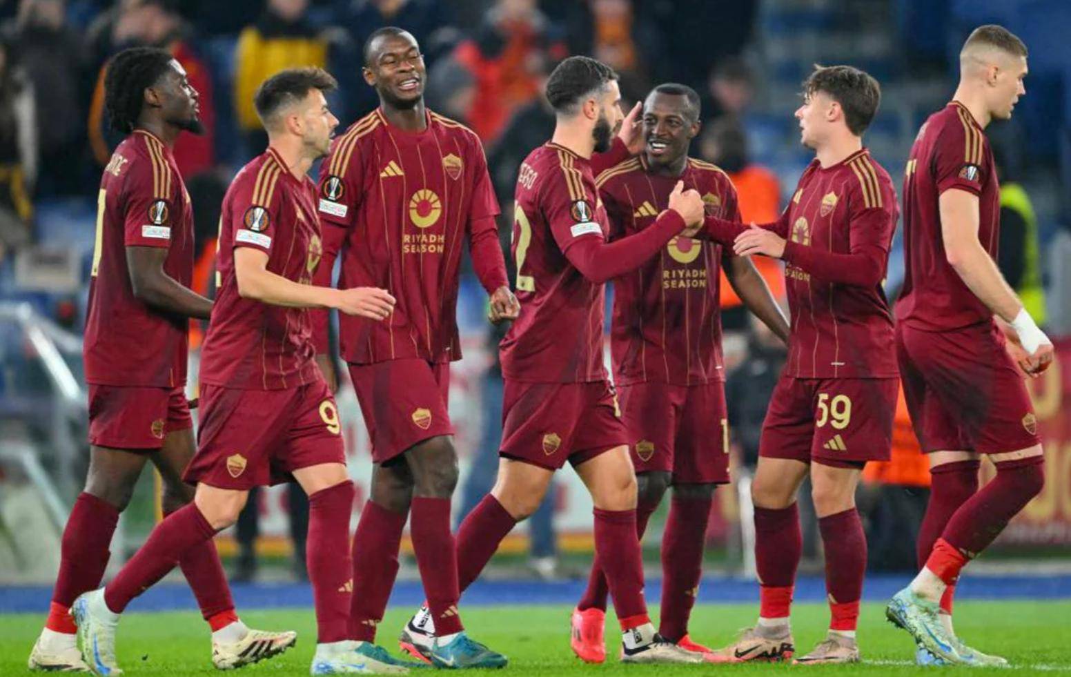 曼联击败阿贾克斯，晋级欧国联半决赛