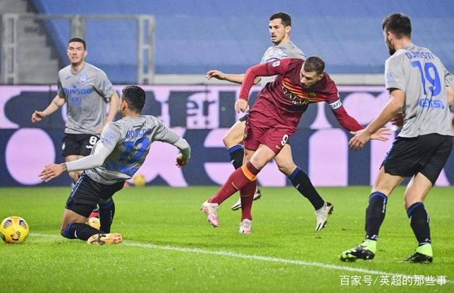 包含实力碾压！一队完胜对手领跑积分榜的词条