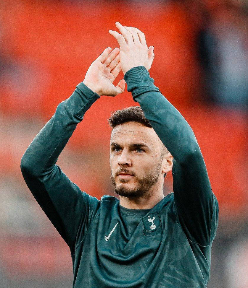 包含阿尔克马尔战术调整有哪些：球队新战术研究的词条