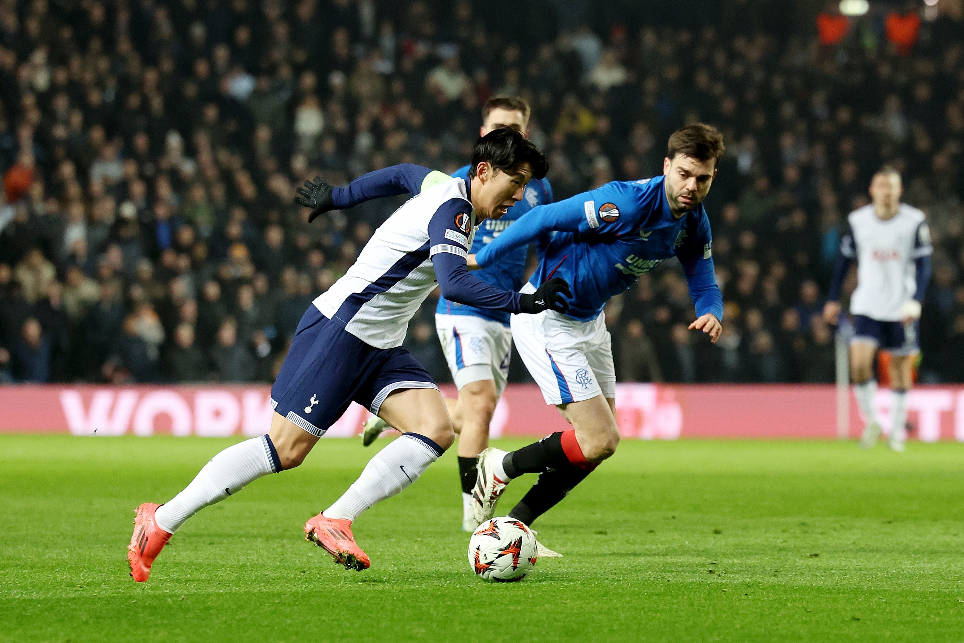 包含战意十足：曼城世俱杯热身赛回顾的词条