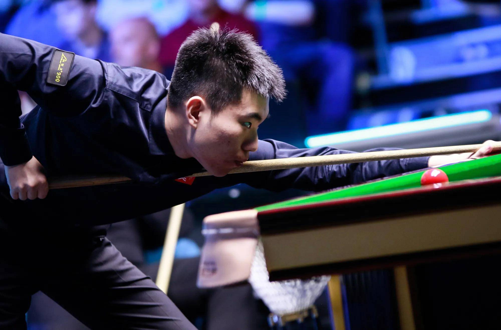 包含爱尔兰全面击败挪威，晋级前景乐观，小组赛仍需坚持的词条