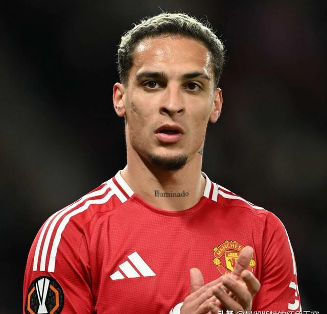 关于赛季中球队获胜喜人成绩斐然的信息