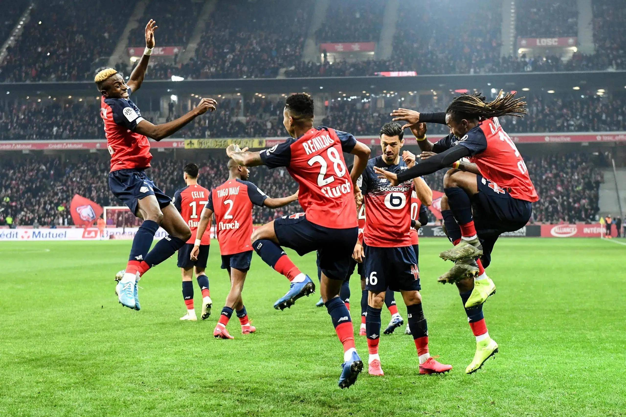 包含博洛尼亚外场将主场告捷，深入保级希望的词条