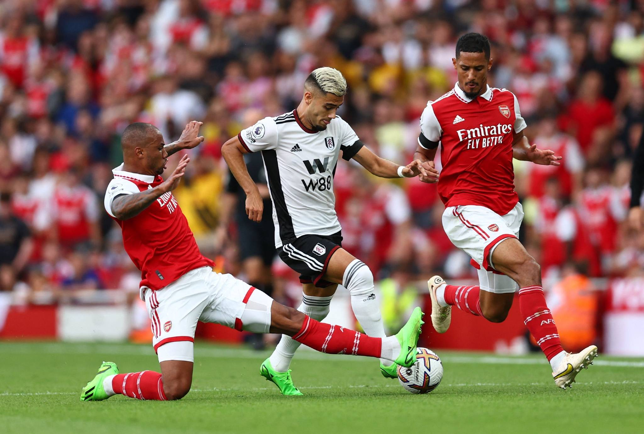 阿森纳队在国际比赛中获得成功