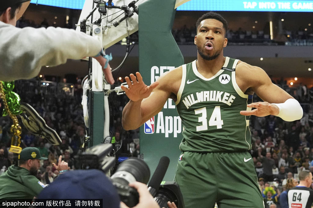 包含雄鹿遭遇瓶颈！字母哥砍下+仍负于独行侠的词条