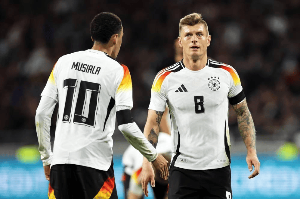 关于波黑主场胜芬兰，奋力冲刺欧洲杯资格！的信息