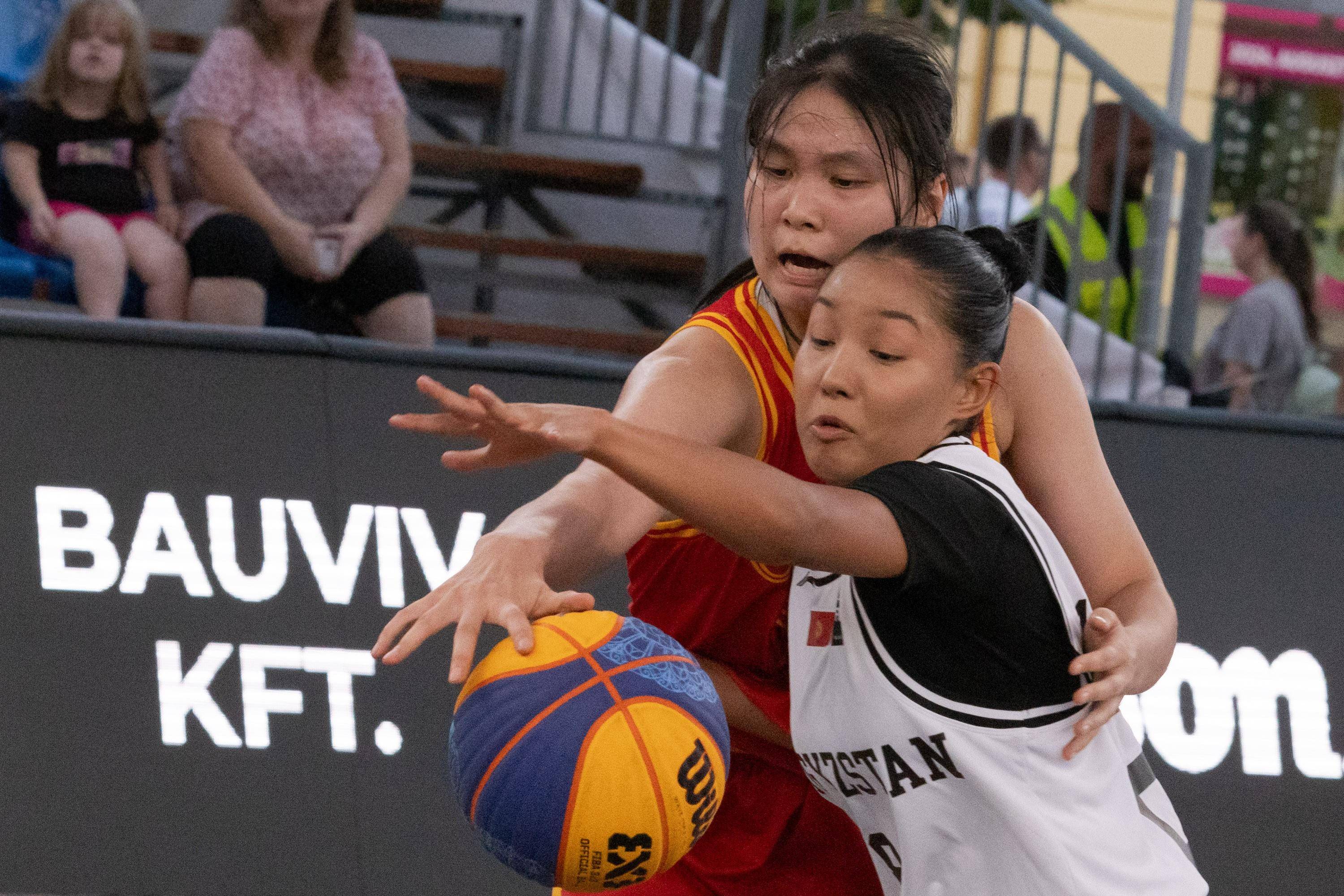 篮球世界杯决赛大战，悬念丛生