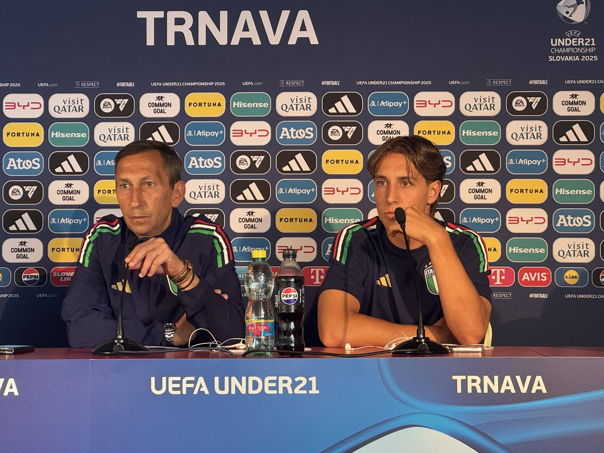 欧预赛资格赛球队实力对拼，一触即发