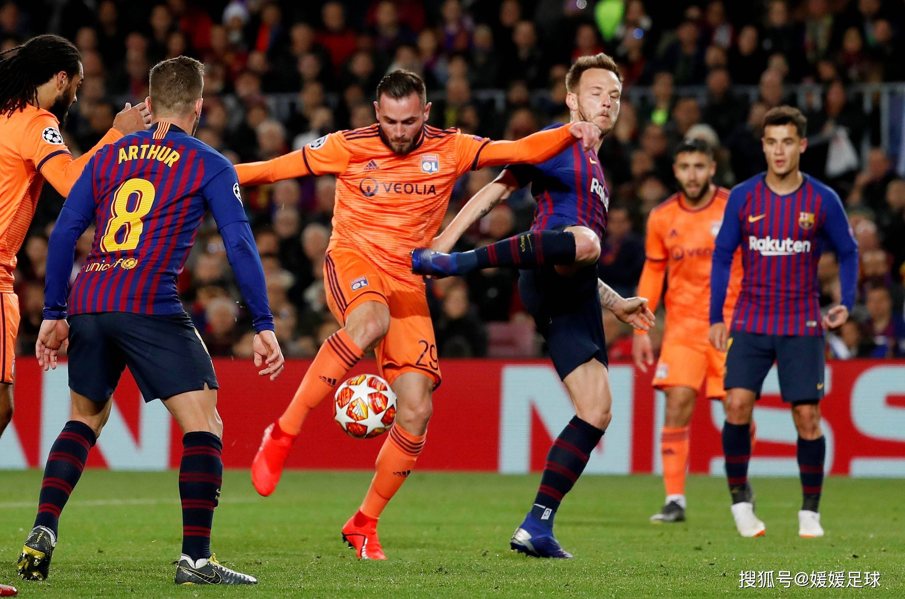 包含里昂客场大捷，法甲联赛前进势如破竹的词条