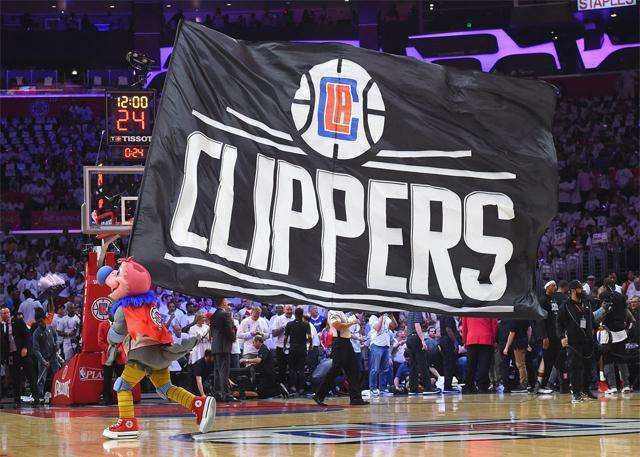 千锤百炼，球队实现大逆转胜利的简单介绍