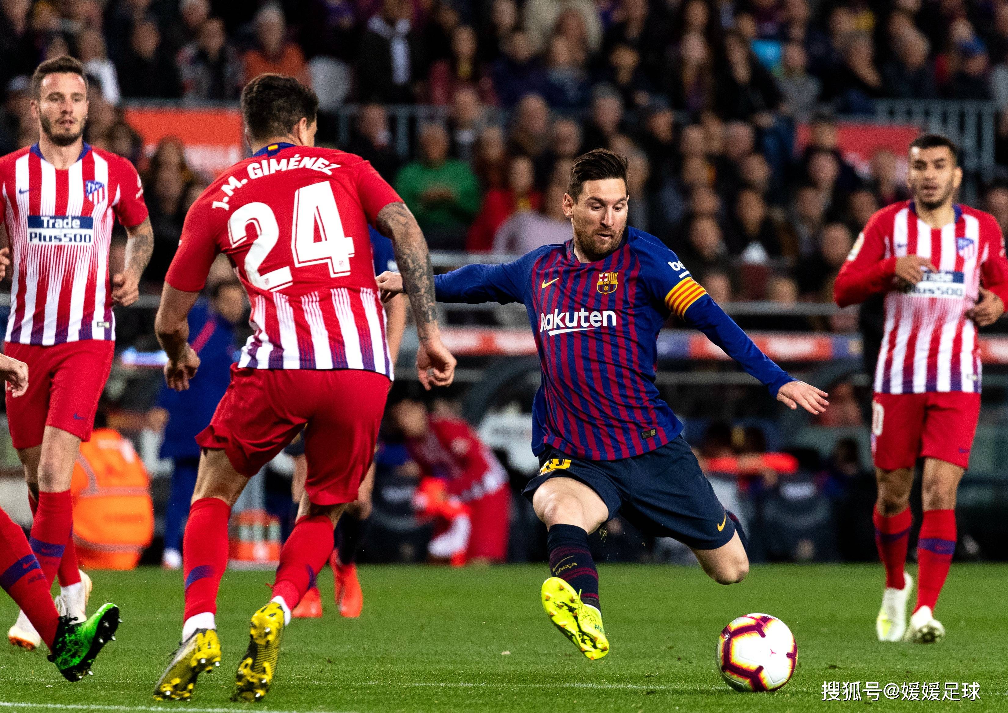 那不勒斯逆转对手，积分稳步增长