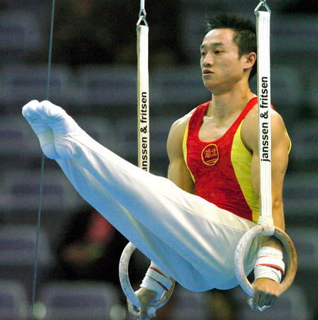 丹麦体操选手勇夺金牌，技压群雄