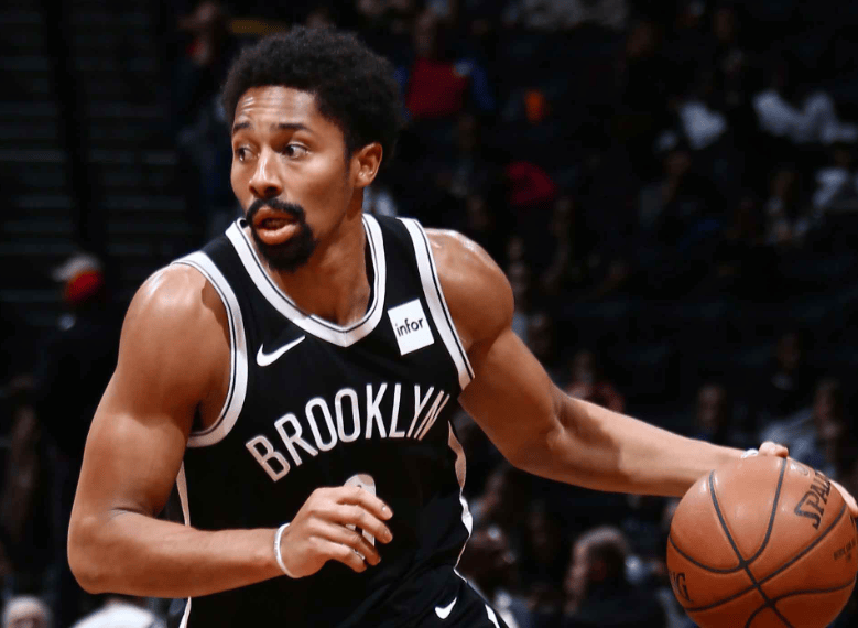 篮网近况不佳，球队千方百计挽回颓势