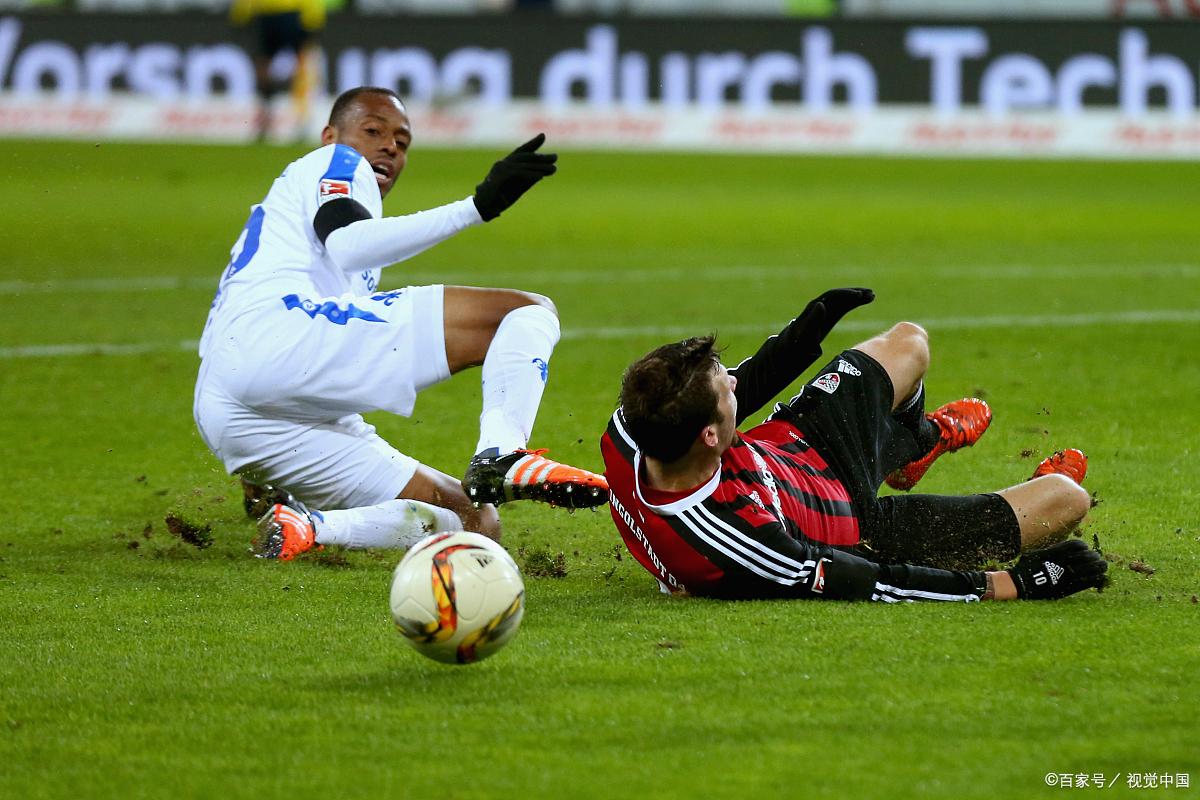 卡尔斯鲁厄逆转成功，保级形势一片大好