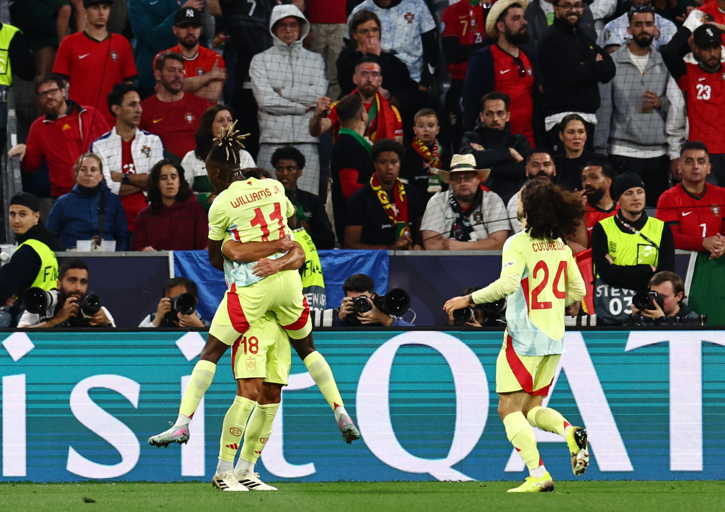 关于塞尔维亚队在主场不敌葡萄牙队，遭遇失利的信息