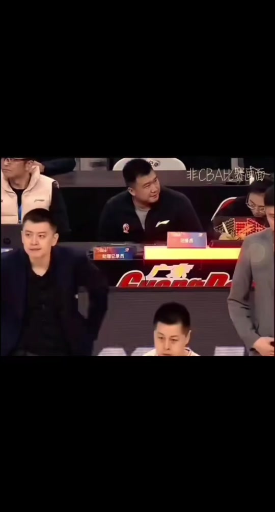 悉尼男篮备战澳大利亚篮球联赛收官战的简单介绍