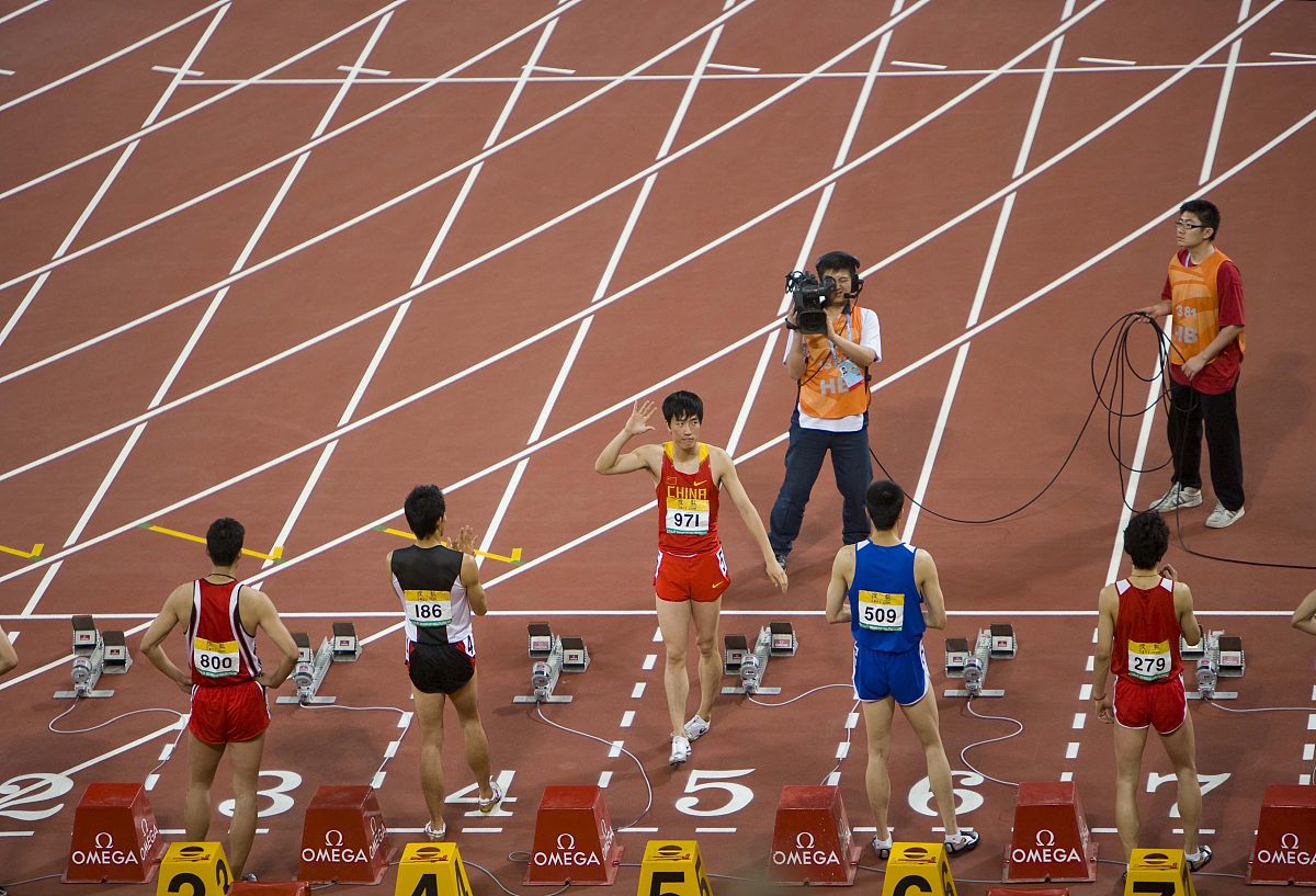 包含体育赛场上的壮举：精彩瞬间让人目不暇接的词条