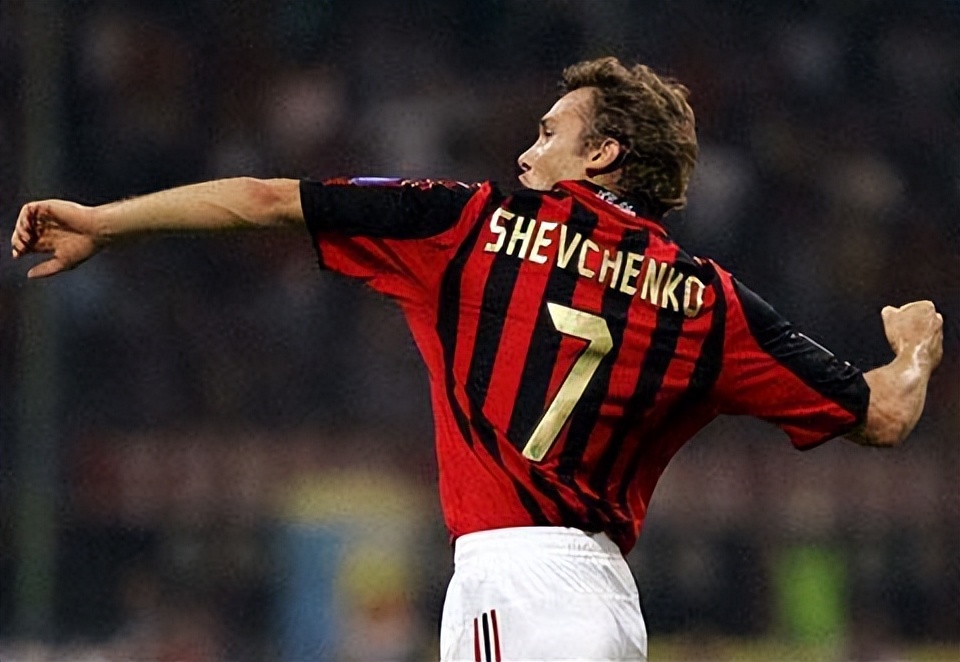 锡耶纳球员备战重要比赛，追求突破