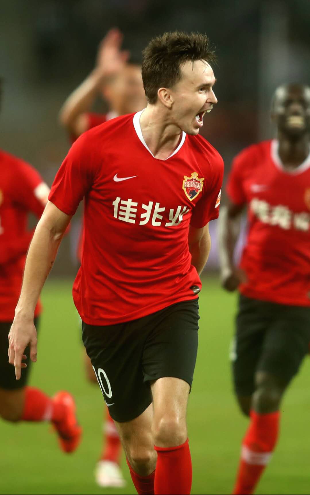 关于深圳佳兆业绝杀领头羊，收获三分宝贵的信息