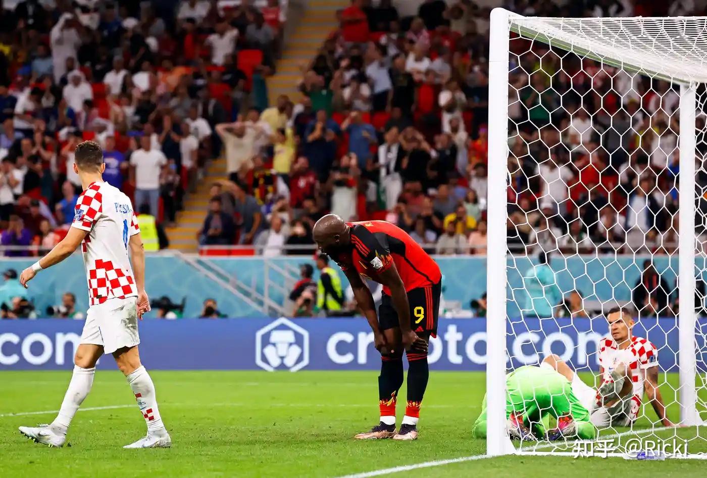 比利时惊险战胜克罗地亚，锁定四强席位