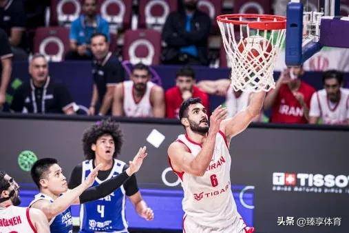 湖北男篮压倒性领先，轻松赢得比赛