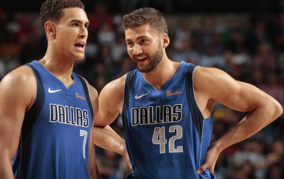 包含波兰队鏖战奥地利队，波尔惊艳四座的词条